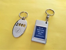 2 ANCIENS PORTE CLÉS