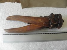 Grand casse-noisettes antiques