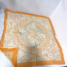 Foulard en mousseline de soie