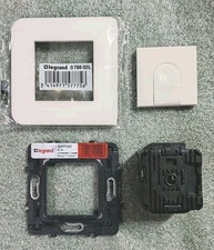 - LEGRAND MOSAIC 45 variateur Variapush 500w  74415 - 744 15 