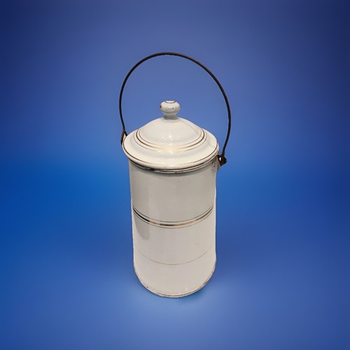 Ancien pot lait tôle - en,