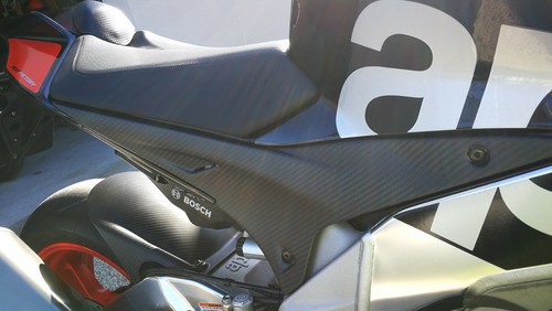 Flancs caches sous - flancs, selle