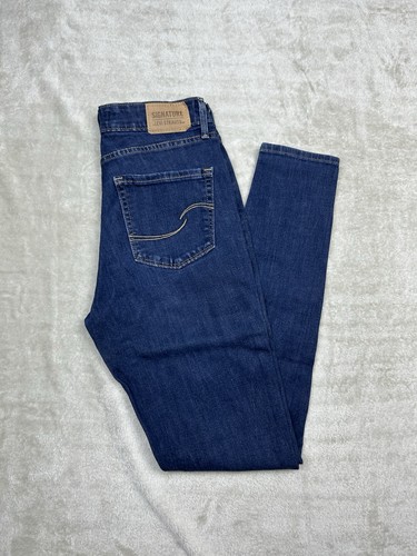 Jean levi signature - signature, high