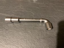 FACOM CLE A PIPE  DEBOUCHEE de