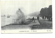 76  CAUDEBEC EN CAUX  LE