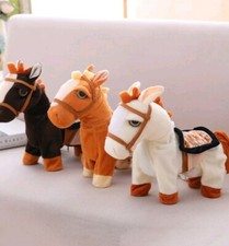 Peluche Cheval intéractif 30 cm se déplace chante danse hennie promène moi 