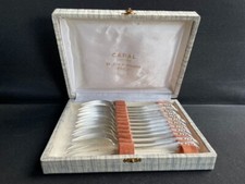 12 Fourchettes à dessert –