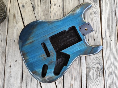 Corps type stratocaster - type,