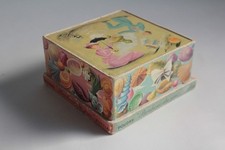 Ancienne boîte publicitaire poudre Bonheur du jour n°38 Klytia  (66296)