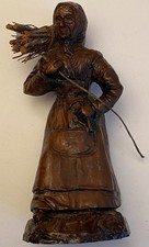 Statuette / Santon – Vieille femme portant un fagot de bois – Artisanat ancien