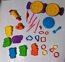 jouet LOT DE DIVERS ACCESSOIRES PATE A MODELER PLAY DOH