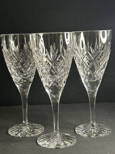 Royal doulton elizabeth - royal,