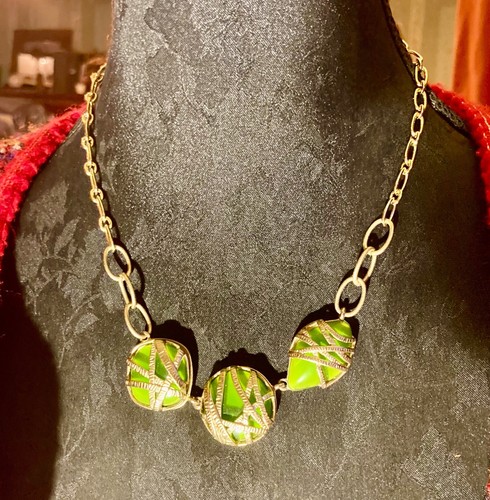 Collier moderniste signé l - signé,