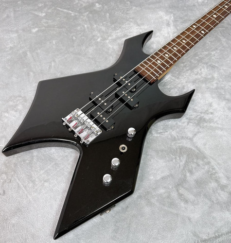 Guitare basse électrique - b.c.,