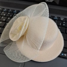 MINI BIBI à barrette