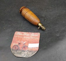 Ancien outil bourrelier