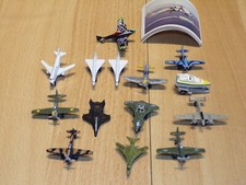 Lot de 13 avions miniature , 1