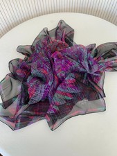 Foulard carré de soie Vintage