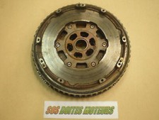 VOLANT MOTEUR BI-MASSE RENAULT MEGANE III 1.2 TCE 130 CV 123104345R  H5F404 2013