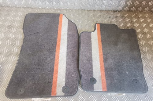 Lot tapis sol - sol, origine