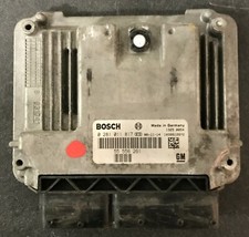 Calculateur moteur OPEL SIGMA 0281011817 55556261