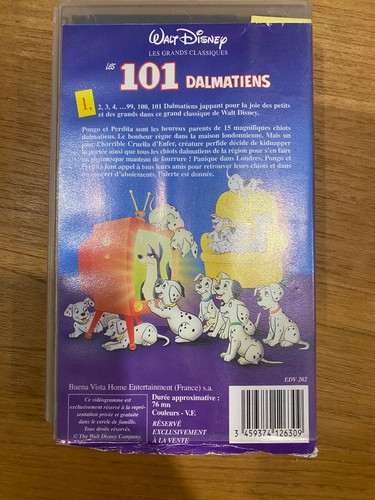 Les 101 dalmatiens manque une - dalmatiens,