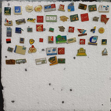 (F8) AUX CHOIX Pin's Banque