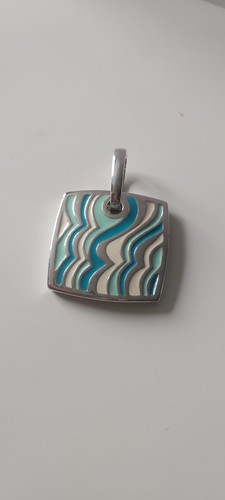 Jolie pendentif pierre lang
