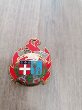 Insigne Sapeurs  Pompiers VAR (soldat du feu Fréjus st raphael 18 militaria pub)