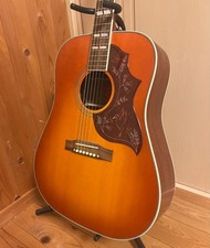 Epiphone inspiré par Gibson