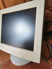 Ecran d'ordinateur Fujitsu