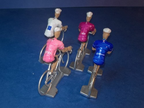 Lot cyclistes giro - lot,