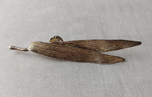 Rare ancien pin pins - pin's, le