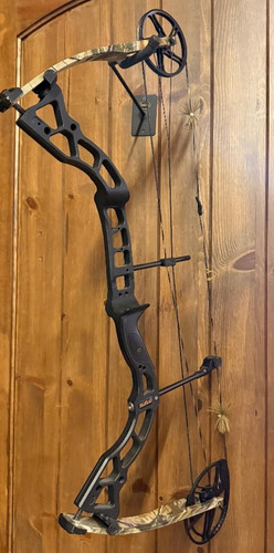 Nice bowtech diamond redhead - bowtech,