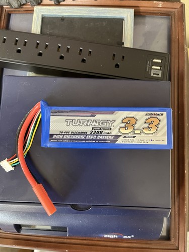 Turnigy 3300mah 4s1p 30c lipo