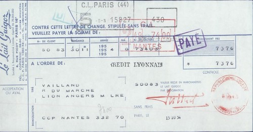Lait guigoz rue - picot, paris