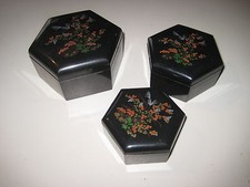 Boites en plastiques empilables