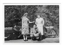 G1413a Moto Jawa. Femmes &