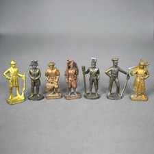 Lot 7 figurines Kinder métal