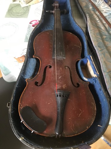 Violon ancien à - ancien, 3/4.