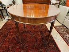 Table de salle a manger ronde