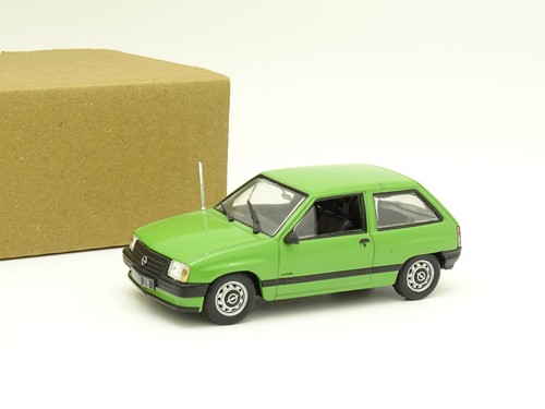 Ixo opel corsa - opel, 1982