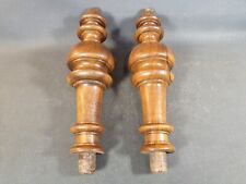 Lot de 2 anciennes décoration en bois d'armoire colonnes de Buffet Henri 2