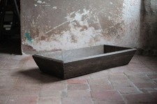 Ancienne auge bois, bac bois ancien, jardinière bois, brutaliste, campagne