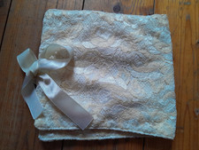 Ancienne Pochette en dentelle de Calais Noyon pour lingerie fine, bas, mouchoir