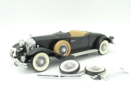 Maquette plastique - 1/32,
