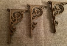 3 Équerres Anciennes En Fonte ,occasion