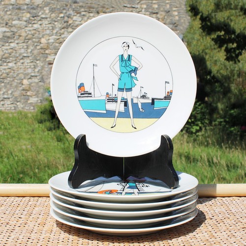 Série assiettes à - 6,