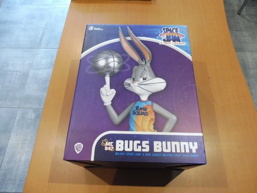 Rare figurine bugs bunny - rare,
