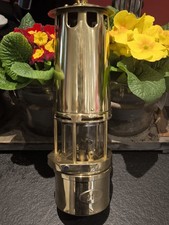 Lampe de mineur corps et base